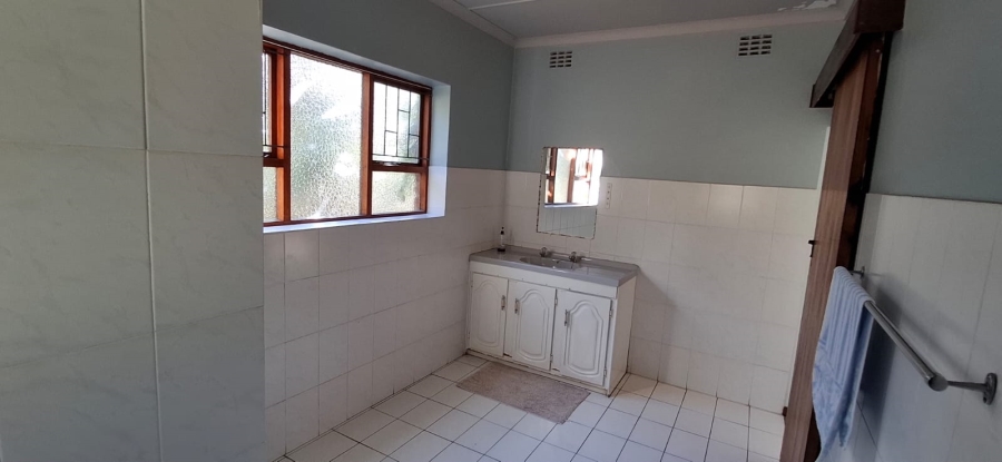 4 Bedroom Property for Sale in Gonubie North Eastern Cape